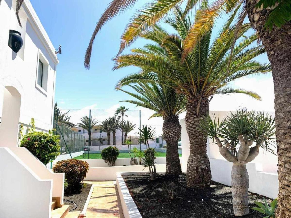 Sol Y Sal Con Vista A La Piscina (Adults Only) Corralejo Exterior photo