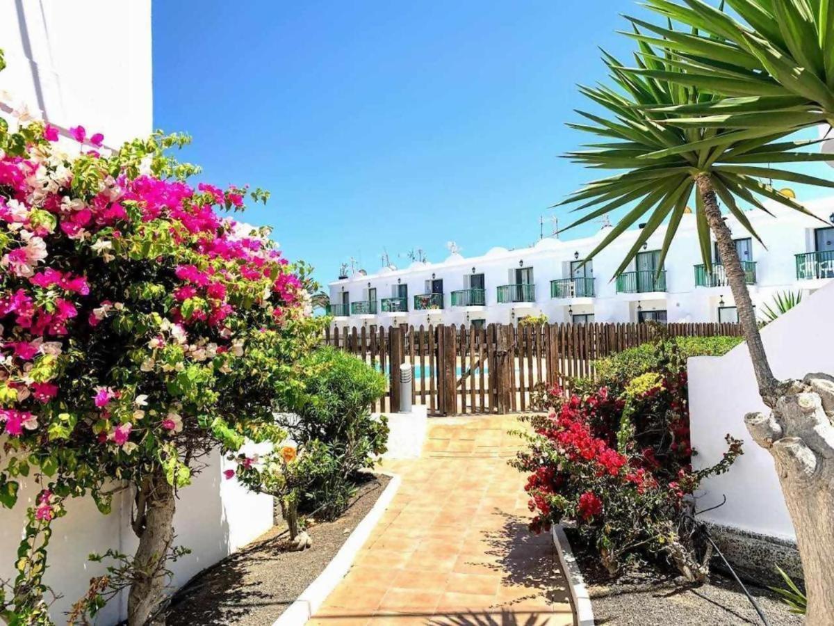 Sol Y Sal Con Vista A La Piscina (Adults Only) Corralejo Exterior photo